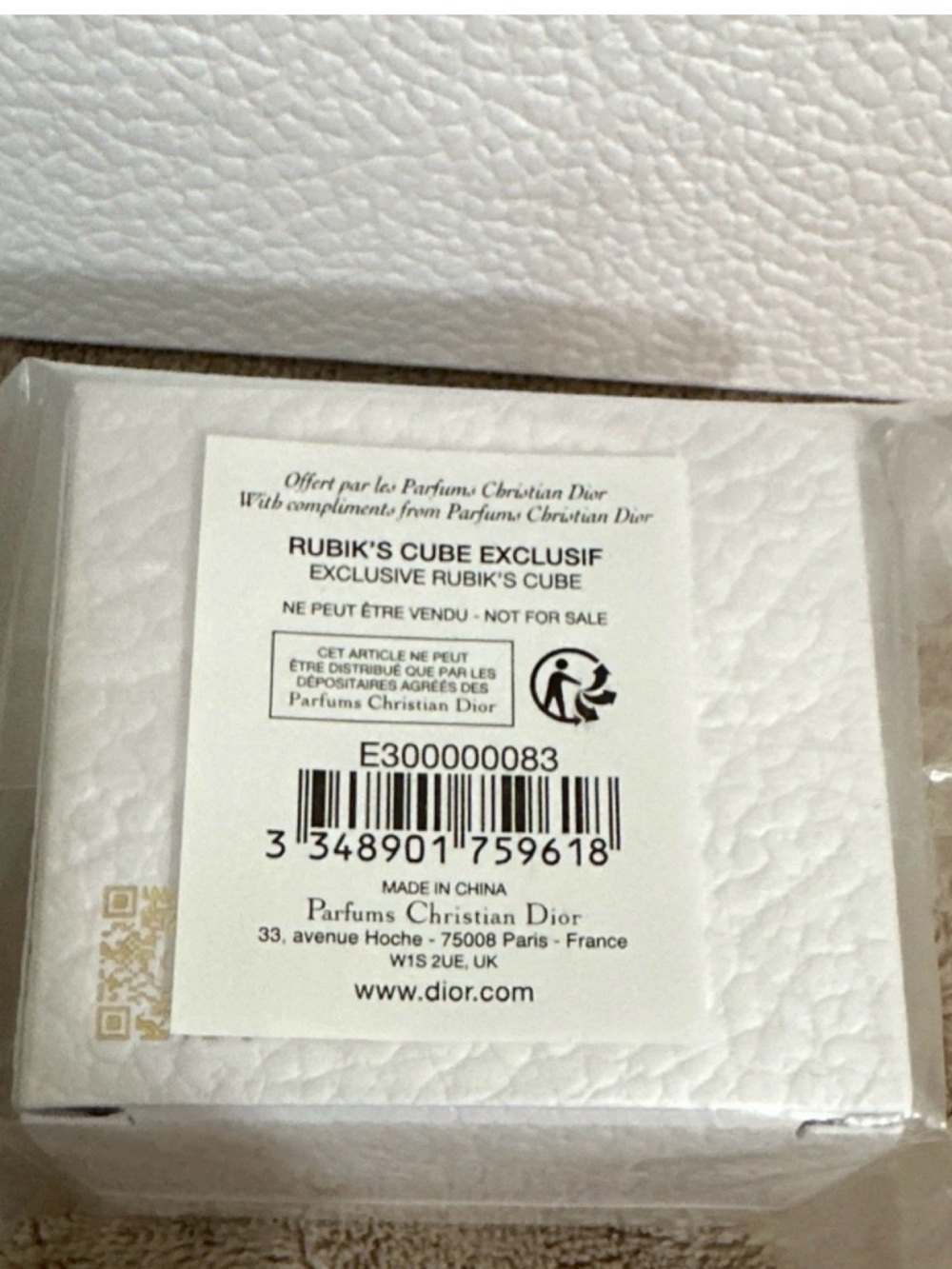 Dior Exclusive Luxury Rubik's Cube / New Sealed In Box ,White & Gold - Picture 4 of 4
